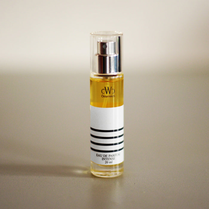 CWC Eau de Parfum GREYFLAME 20ml Travel Size - A luxurious fragrance for special occasions.